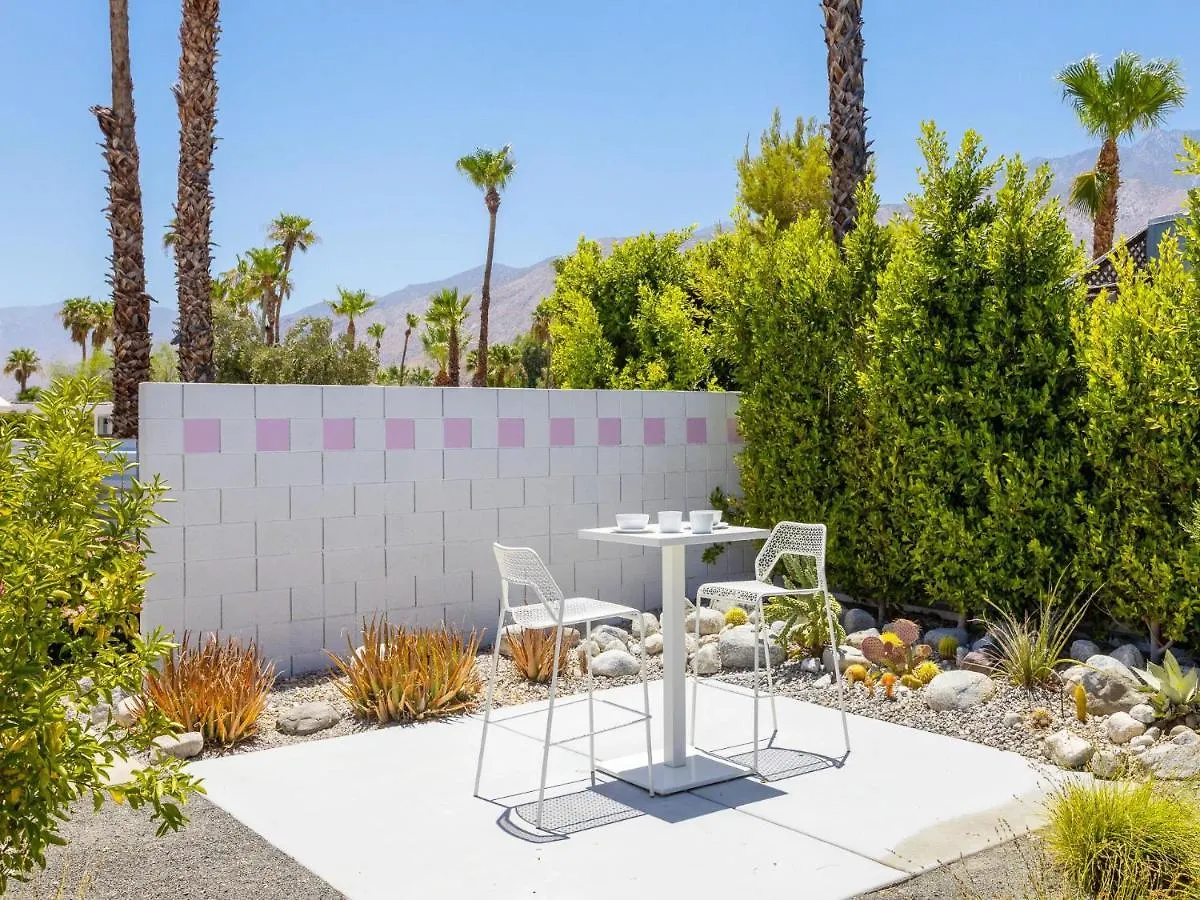 Villa Bubble Gum Modern: Mid-Century Alexander Palm Springs Stati Uniti
